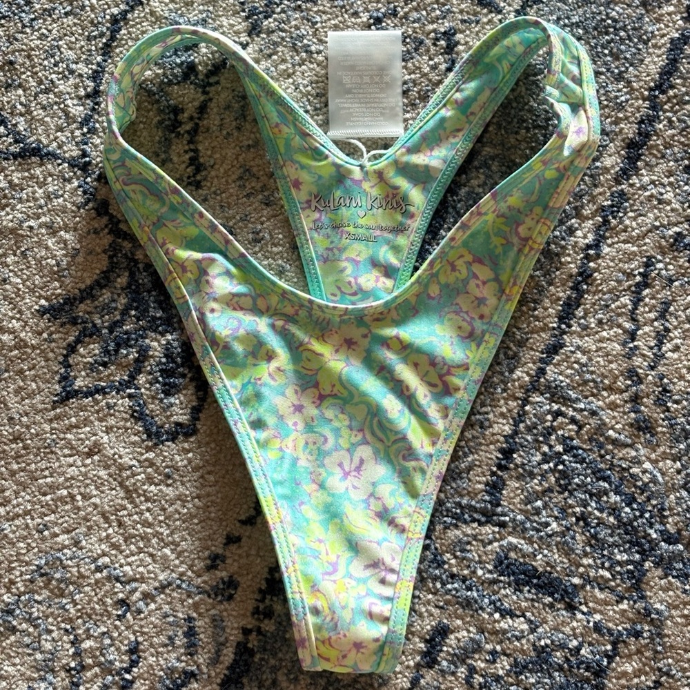 Kulani Kinis high leg thong bikini bottoms Hibiscus Fizz